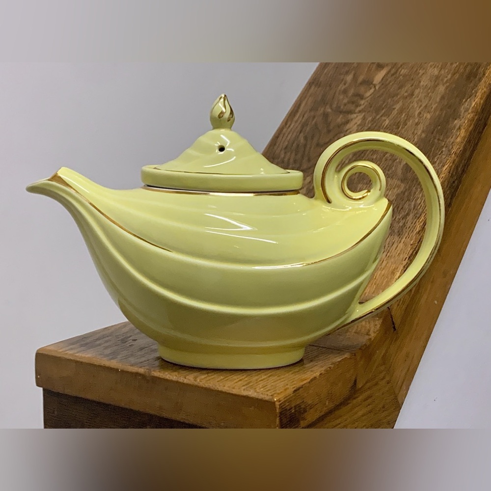 1930s Vtg Hall USA Gold Trim Canary Aladdin 6 Cup Curly Genie Lamp Teapot